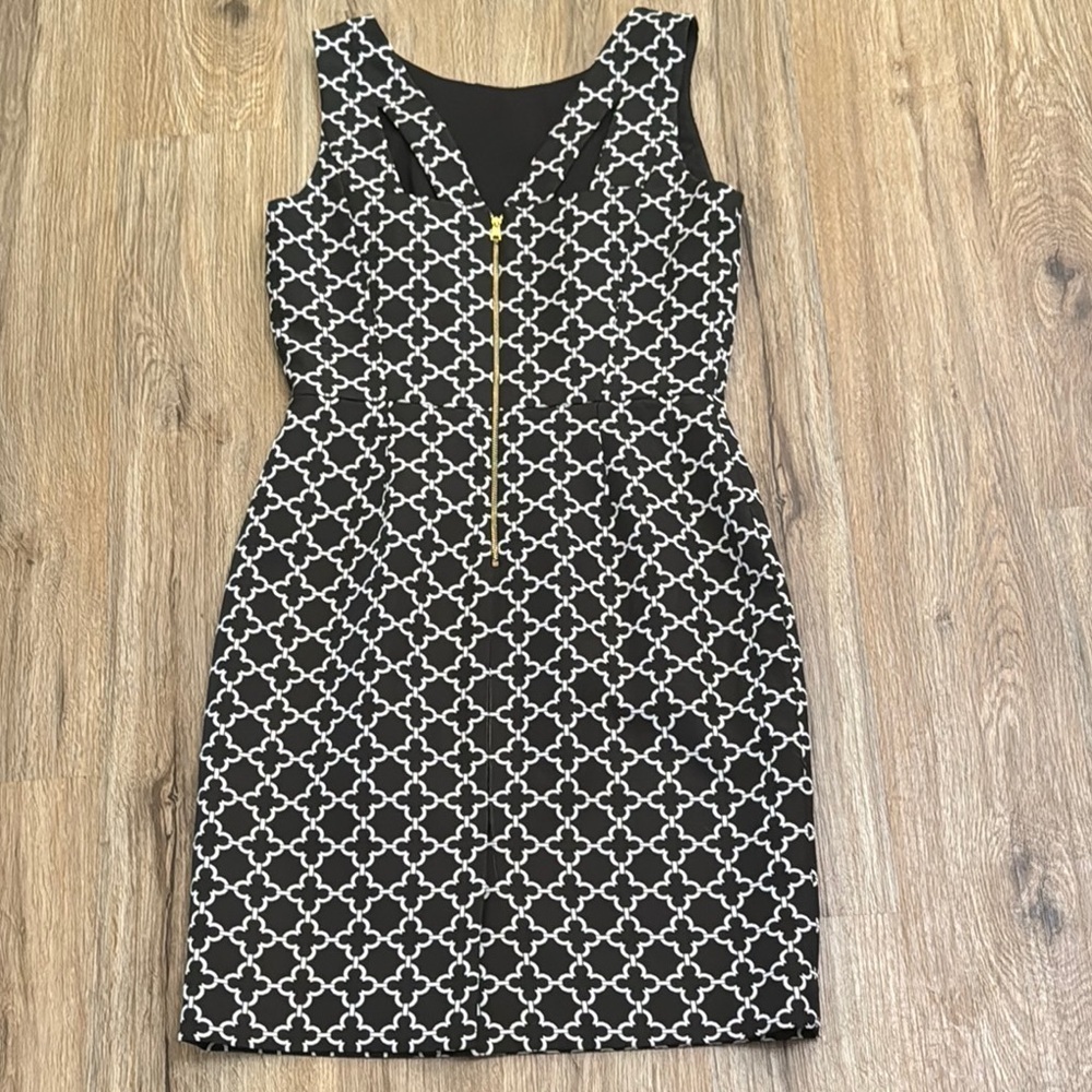 Tahari Black and White Sheath Mini Dress - Picture 5 of 7